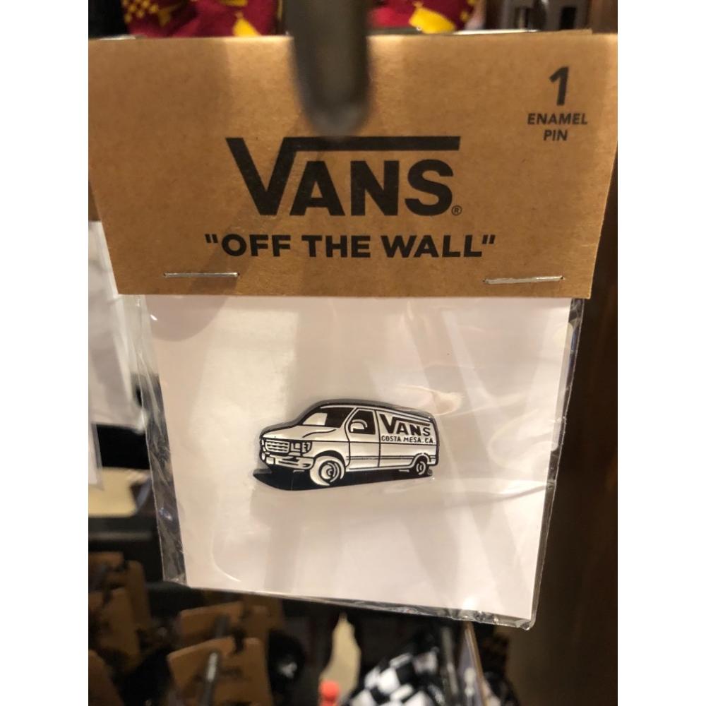 Vans off the wall ピン 1