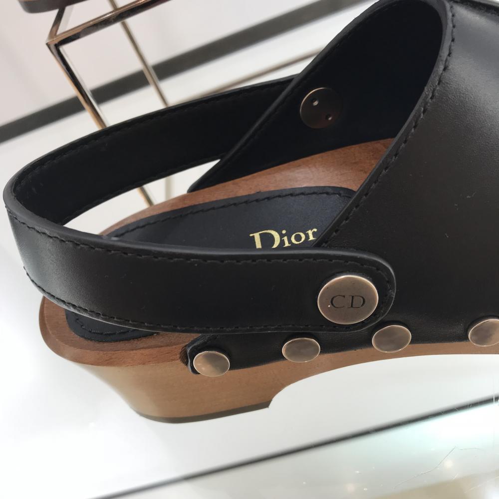 ⏹️⚠️⭕️売買 】モーク⏹️Christian Dior クリスチャンディオール SABOT DIORQUAKE ブラックレザー