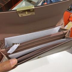 【Michael Kors】新色 MINDY CARRYALL 長財布 10