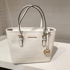 【Michael Kors】JET SET TRAVEL XS 6